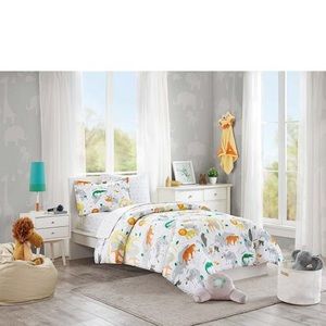 URBAN DREAMS Safari Twin Comforter